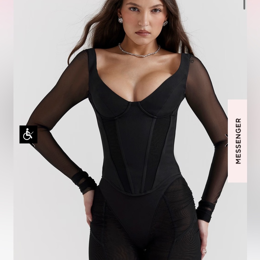 ✨sold out✨ House of CB Araminta Top, Size L (Bigger Cup), NWT, never worn